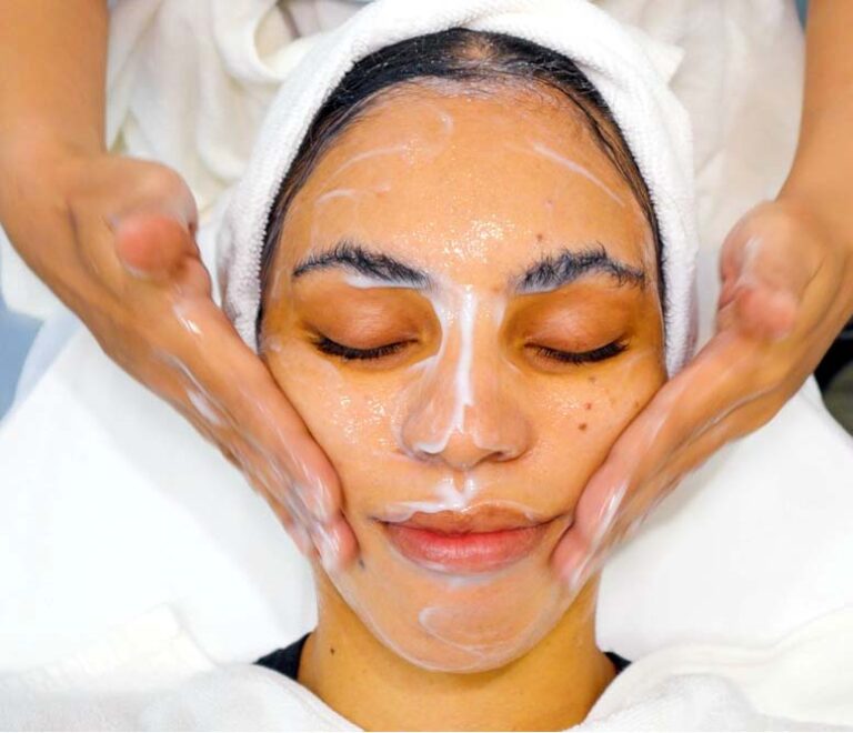 Glowing Skin Treatment for Face in Lahore | Dr Amna Saeed